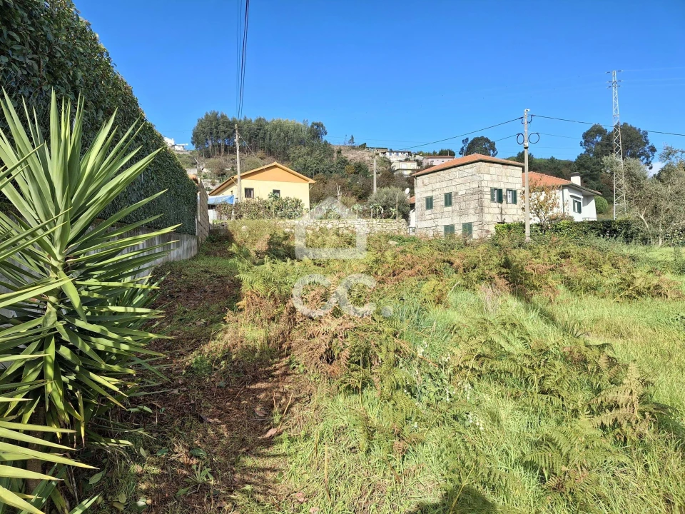 Terreno para Venda em Recezinhos (São Mamede) Foto 8