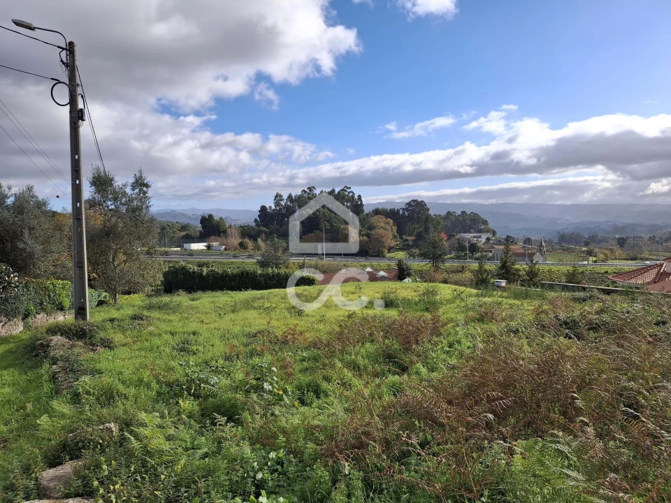 Terreno para Venda em Recezinhos (São Mamede) Foto 2