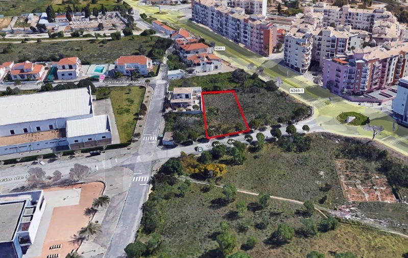 Terreno para Venda em Armação de Pera Foto 3