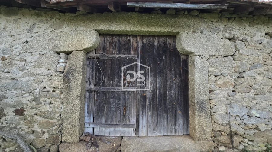 Quinta T0 para Venda em Moimentinha Foto 7