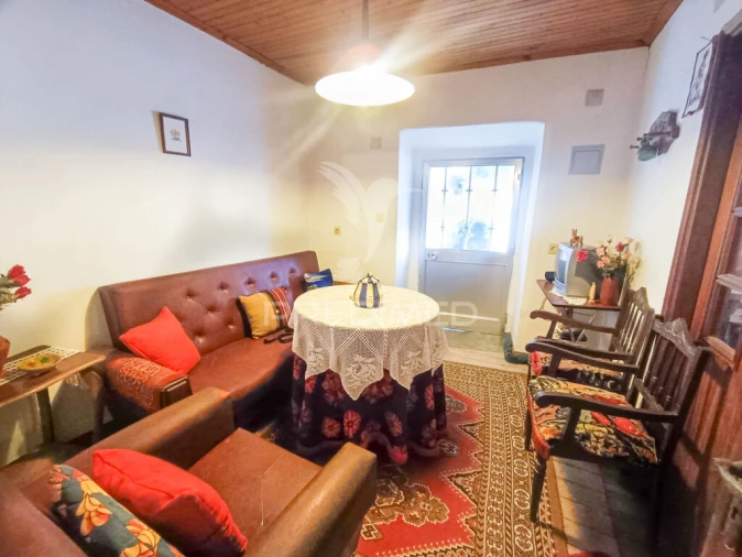 Moradia T2 para Venda em Poço do Canto Foto 5