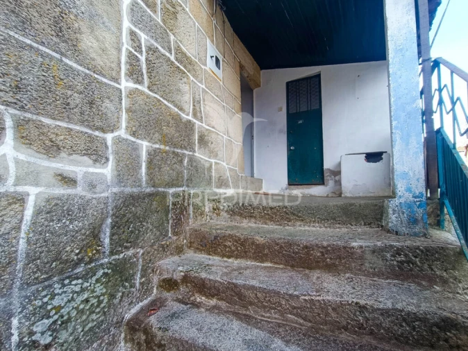 Moradia T2 para Venda em Poço do Canto Foto 10