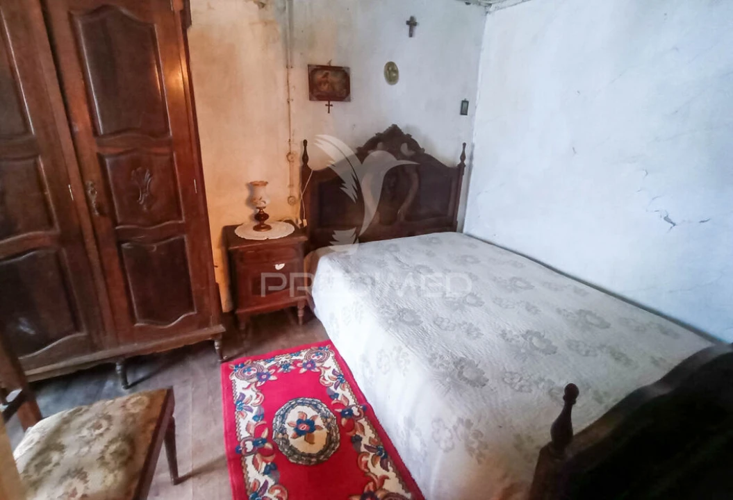 Moradia T2 para Venda em Poço do Canto Foto 9