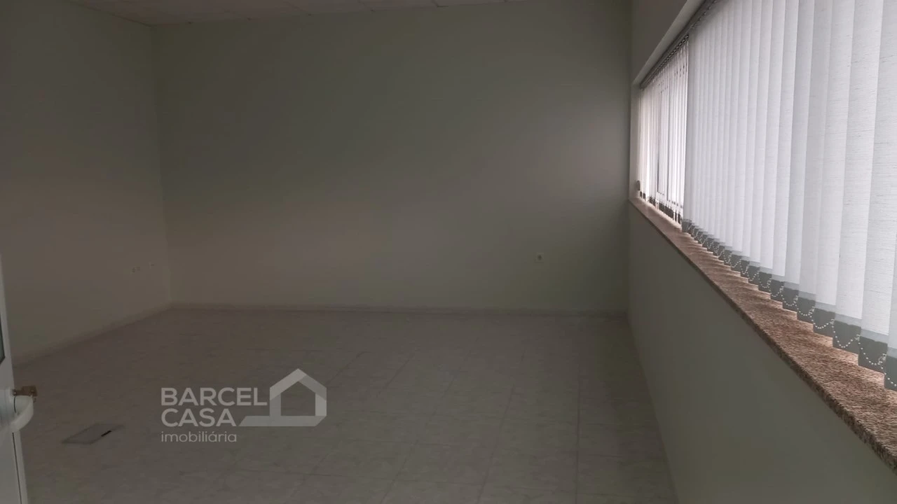 Armazém para Venda em Barcelos, V.Boa, V.Frescainha Foto 13