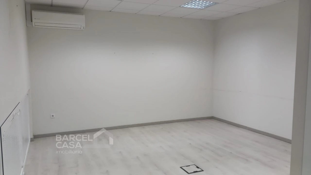 Armazém para Venda em Barcelos, V.Boa, V.Frescainha Foto 14