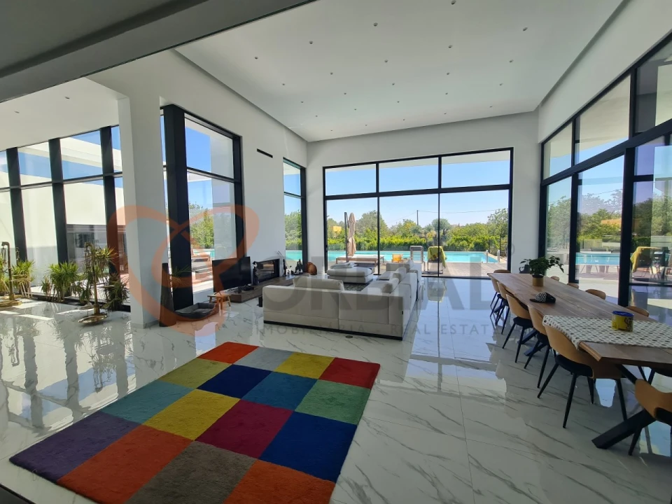 Moradia T4 para Venda em Conceição e Estoi Foto 2