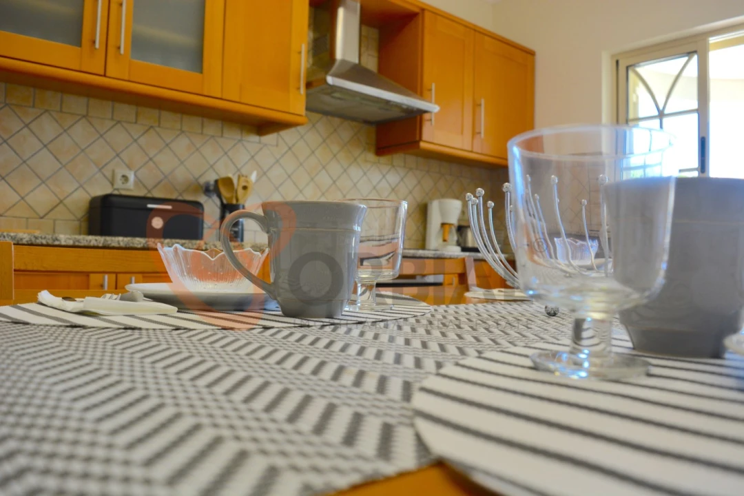 Moradia T4 para Arrendamento férias em Albufeira e Olhos de Água Foto 16