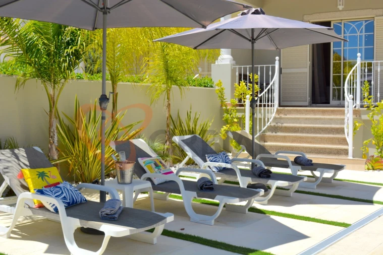 Moradia T4 para Arrendamento férias em Albufeira e Olhos de Água Foto 4