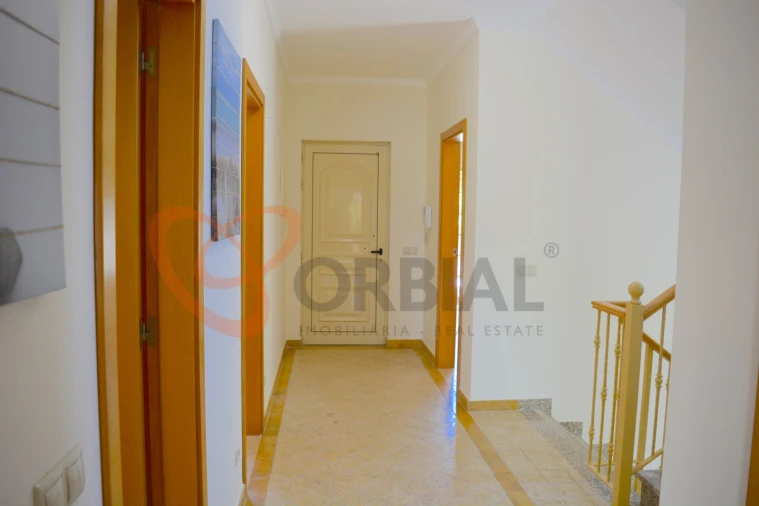 Moradia T4 para Arrendamento férias em Albufeira e Olhos de Água Foto 17