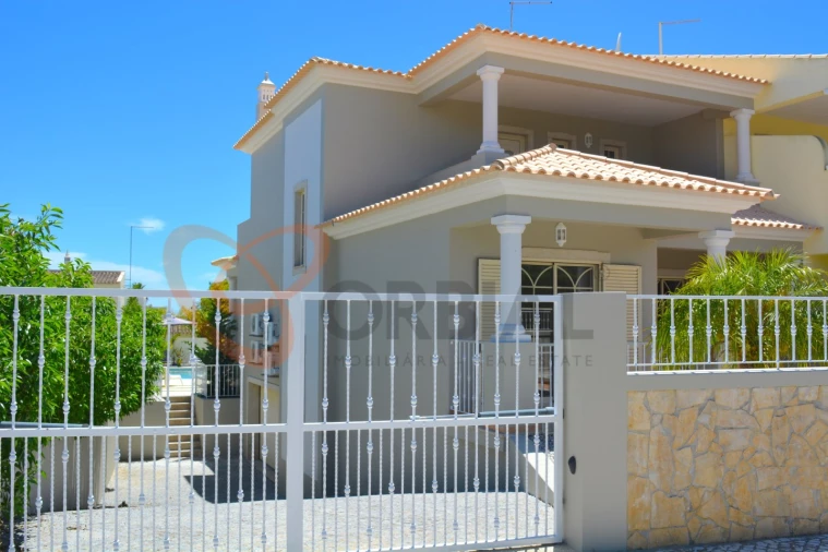 Moradia T4 para Arrendamento férias em Albufeira e Olhos de Água Foto 42