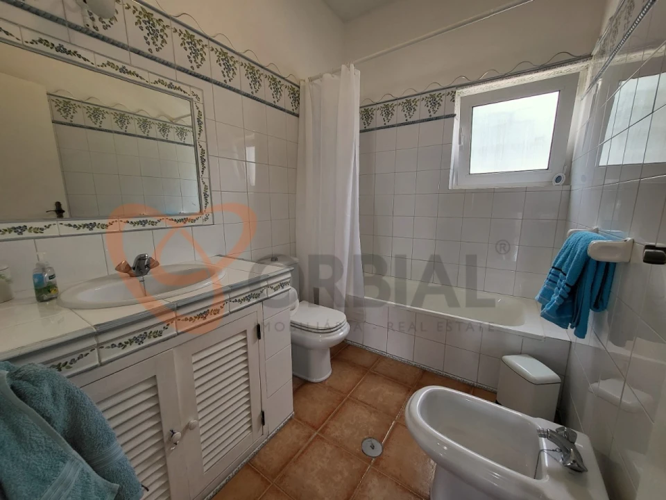 Moradia T3 para Venda em Albufeira e Olhos de Água Foto 28
