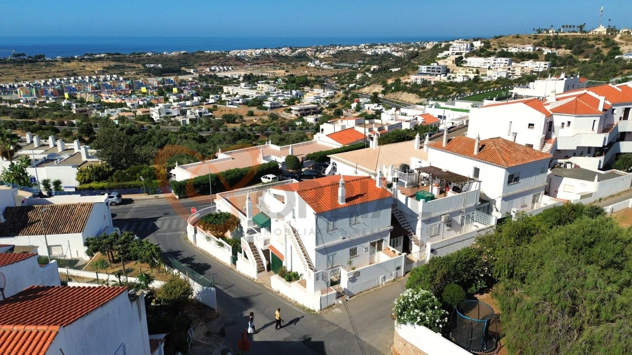 Moradia T3 para Venda em Albufeira e Olhos de Água Foto 36