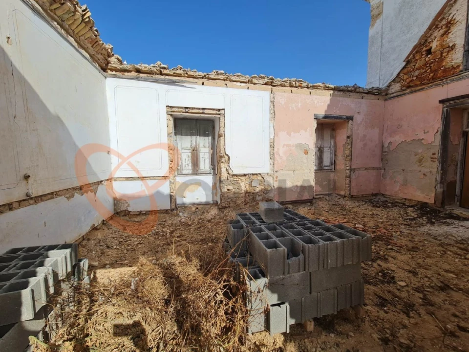 Moradia T6 para Venda em Albufeira e Olhos de Água Foto 8