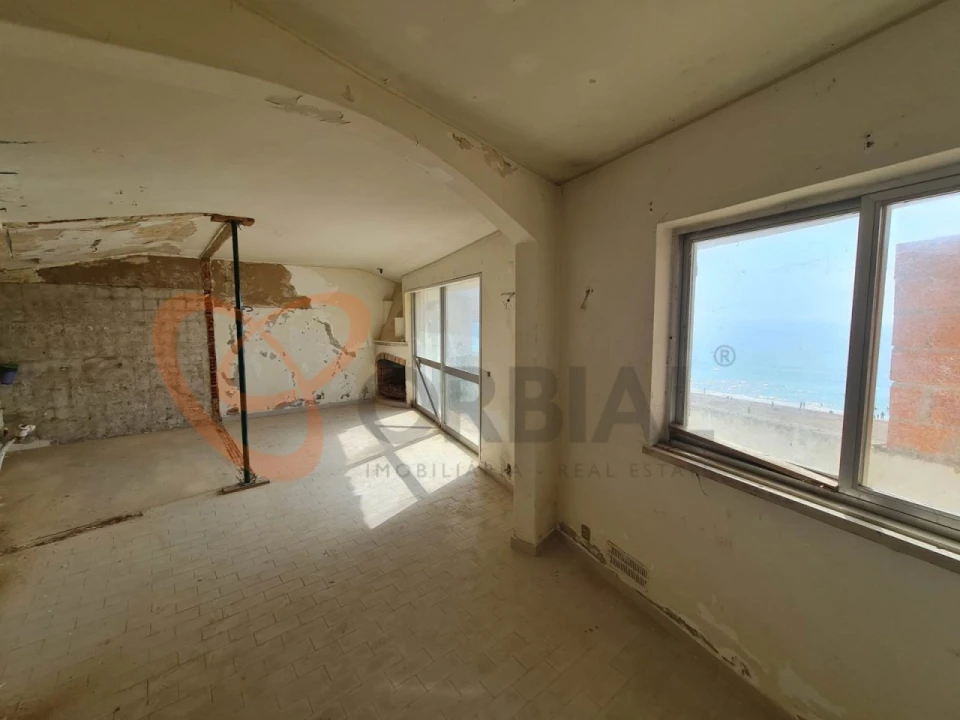 Moradia T6 para Venda em Albufeira e Olhos de Água Foto 21