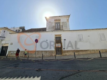 Moradia T6 para Venda em Albufeira e Olhos de Água