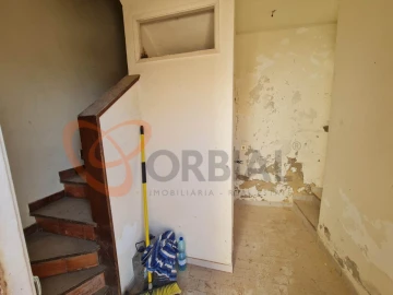 Moradia T6 para Venda em Albufeira e Olhos de Água