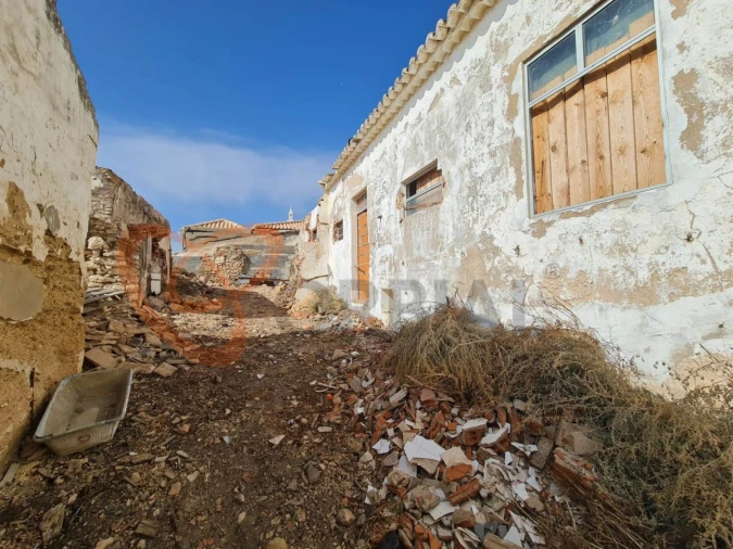 Moradia T6 para Venda em Albufeira e Olhos de Água Foto 11