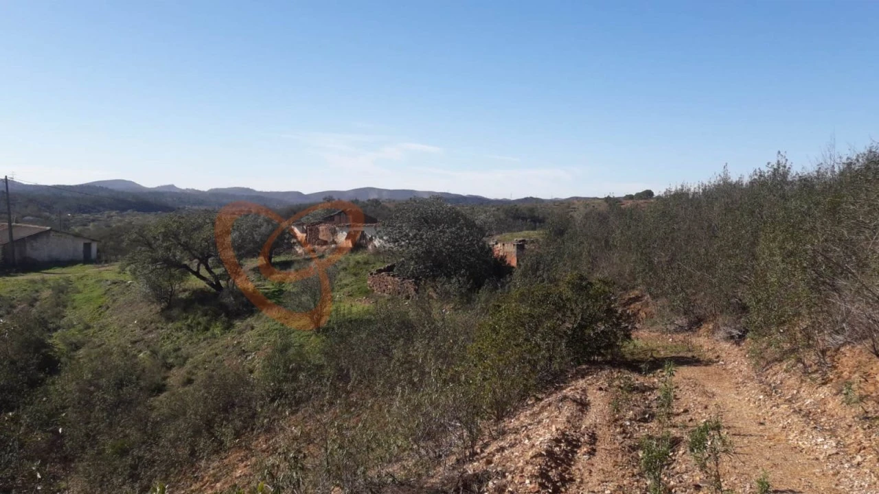 Moradia T3 para Venda em São Bartolomeu de Messines Foto 19