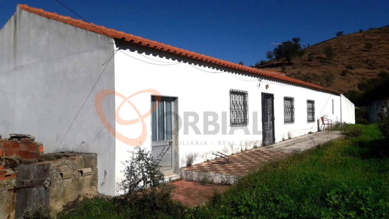 Moradia T3 para Venda em São Bartolomeu de Messines Foto 37