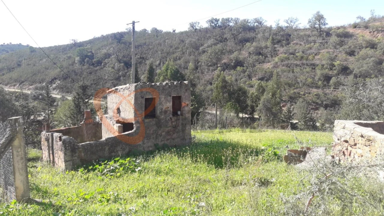 Moradia T3 para Venda em São Bartolomeu de Messines Foto 6