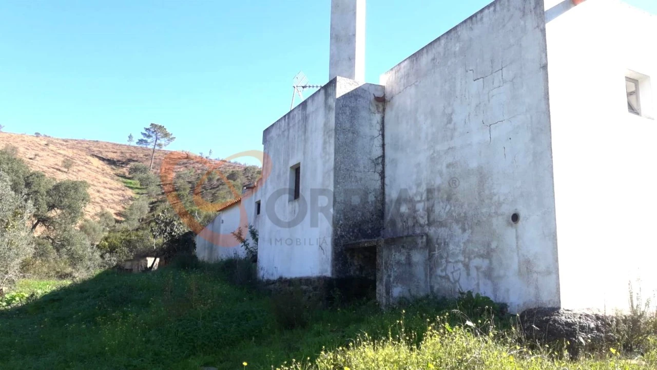 Moradia T3 para Venda em São Bartolomeu de Messines Foto 38