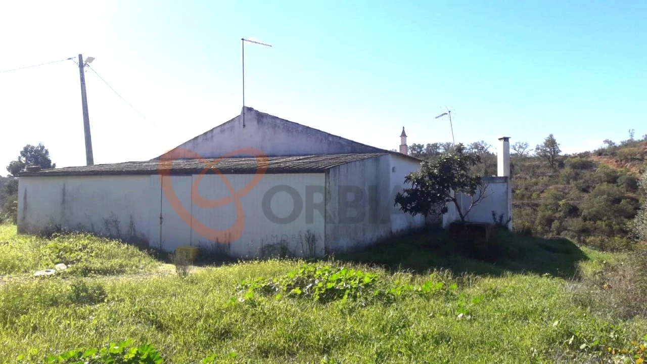 Moradia T3 para Venda em São Bartolomeu de Messines Foto 39