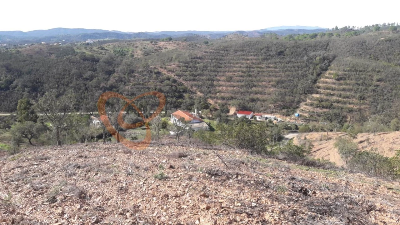 Moradia T3 para Venda em São Bartolomeu de Messines Foto 4
