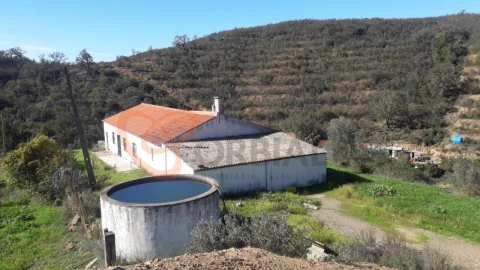 Moradia T3 para Venda em São Bartolomeu de Messines