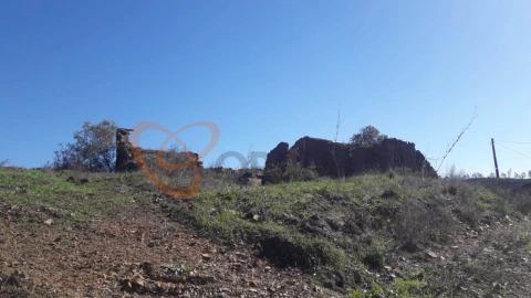 Moradia T3 para Venda em São Bartolomeu de Messines