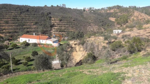 Moradia T3 para Venda em São Bartolomeu de Messines