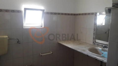 Moradia T3 para Venda em São Bartolomeu de Messines