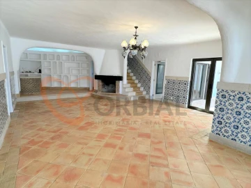 Moradia T4 para Venda em Algoz e Tunes