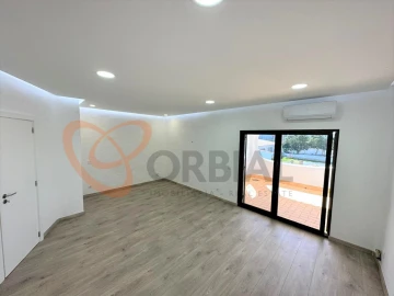 Moradia T4 para Venda em Algoz e Tunes