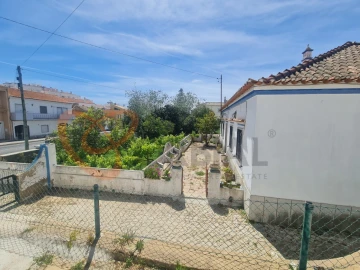 Terreno para Venda em Alcantarilha e Pêra