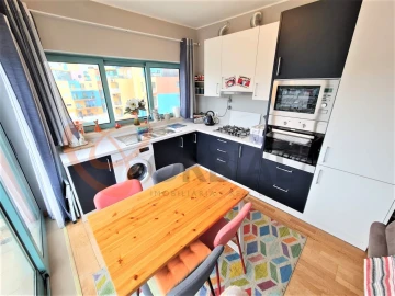 Apartamento T2 para Venda em Albufeira e Olhos de Água