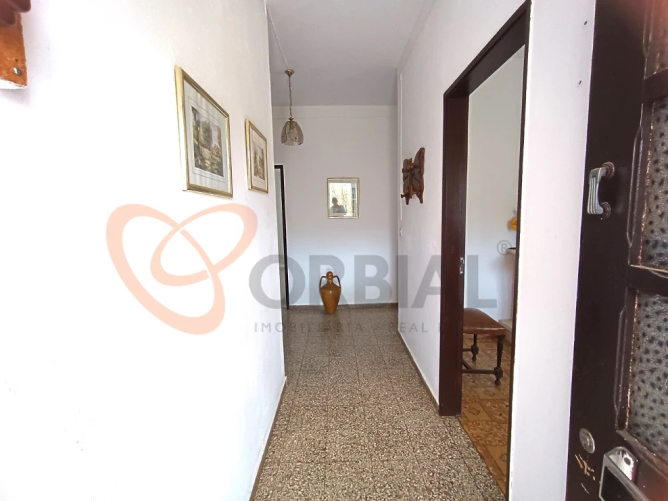 Moradia T3 para Venda em Alte Foto 8