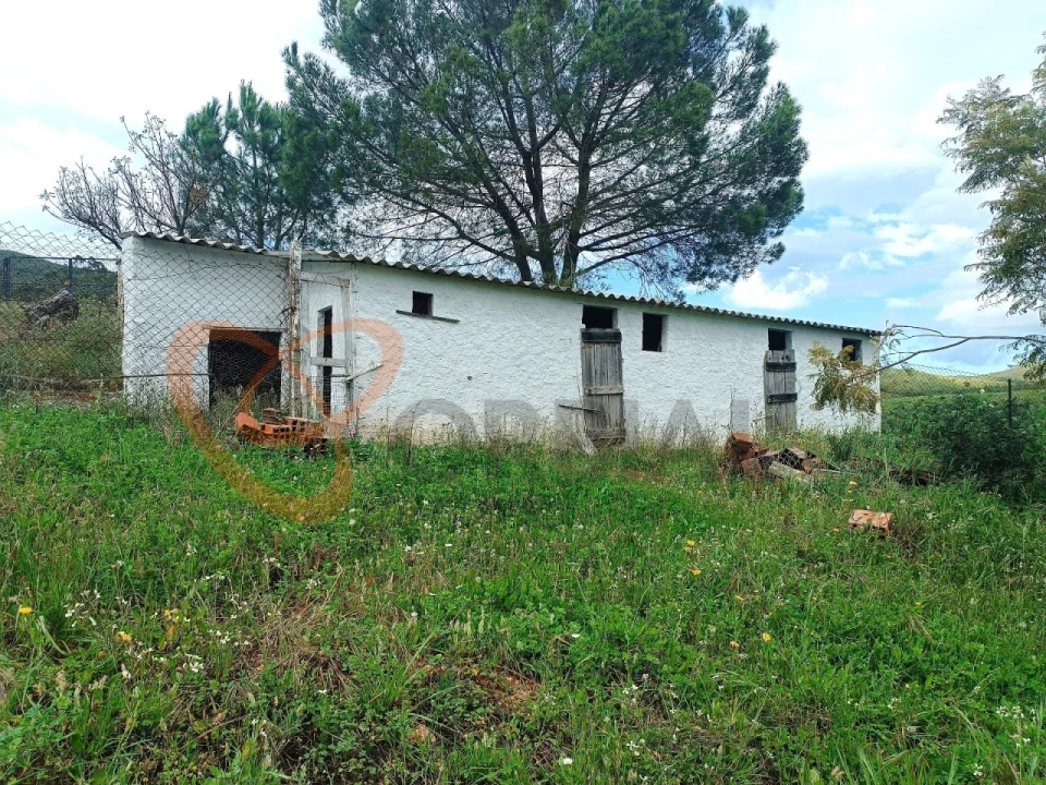 Moradia T3 para Venda em Alte Foto 21