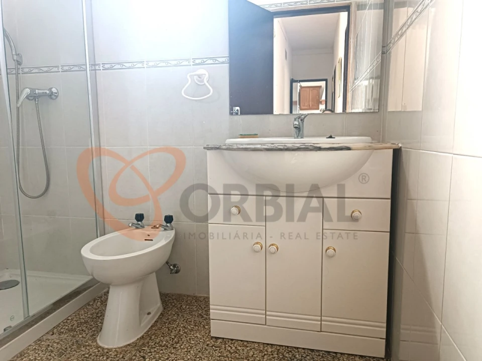 Moradia T3 para Venda em Alte Foto 14