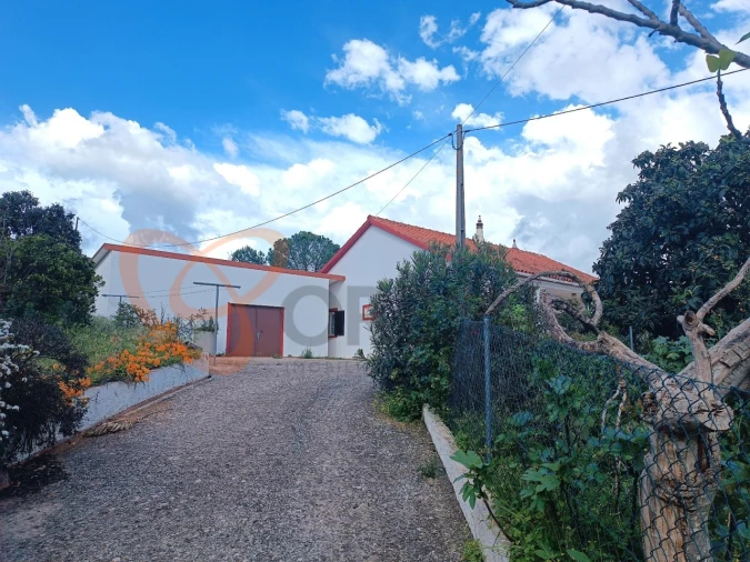 Moradia T3 para Venda em Alte Foto 26