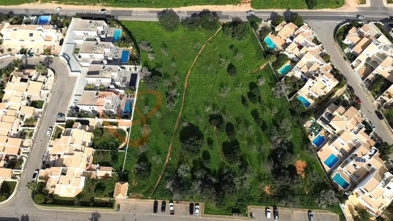 Terreno para Venda em Albufeira e Olhos de Água Foto 4