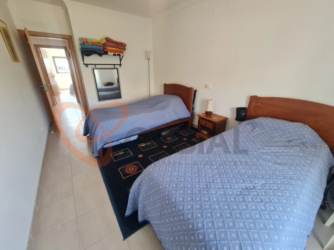 Apartamento T2 para Venda em Ferreiras Foto 11