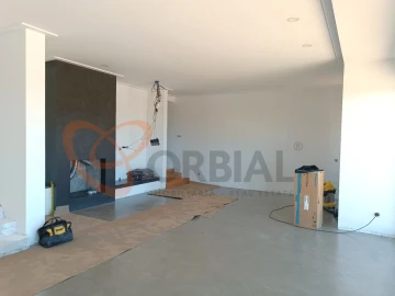 Moradia T7 para Venda em Quarteira