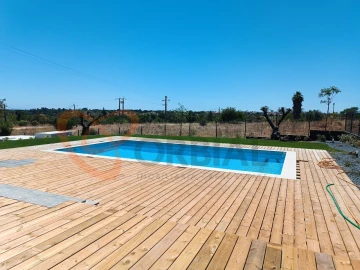 Moradia T7 para Venda em Quarteira