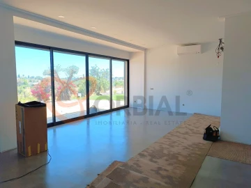 Moradia T7 para Venda em Quarteira