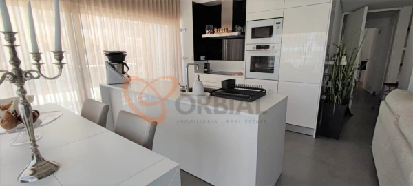 Apartamento T2 para Venda em Albufeira e Olhos de Água