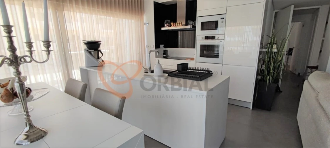 Apartamento T2 para Venda em Albufeira e Olhos de Água Foto 3