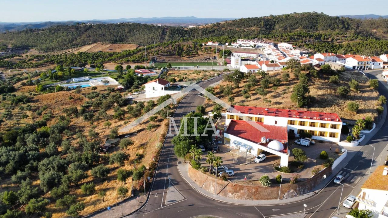 Prédio para Venda em Barrancos Foto 2