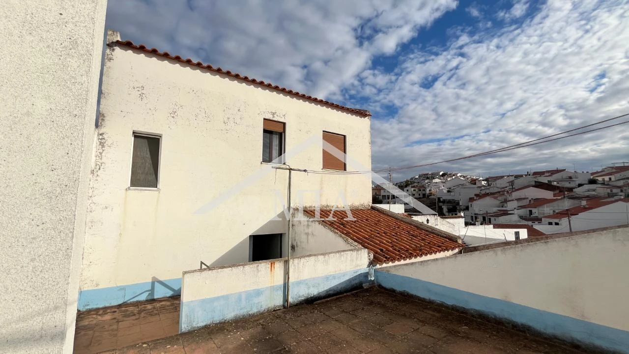 Moradia T3 para Venda em Barrancos Foto 24