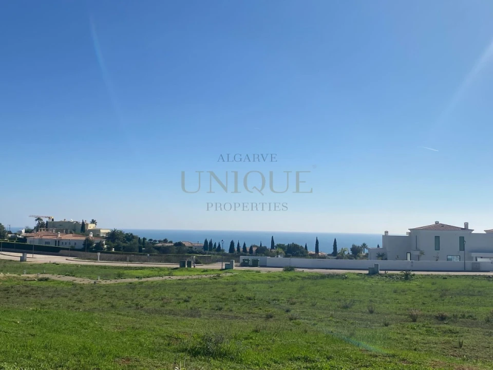 Terreno para Venda em Luz Foto 1