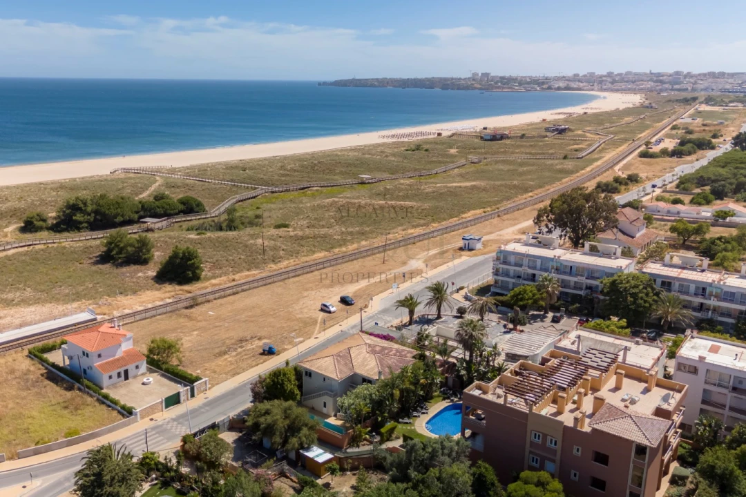 Moradia T7 para Venda em Lagos (São Sebastião e Santa Maria) Foto 1